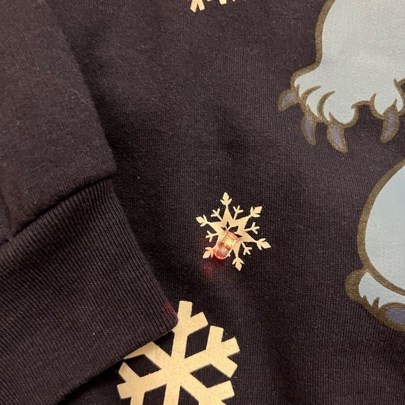 Disney Stitch Light Up Sweatshirt Large - Picture 4 of 7